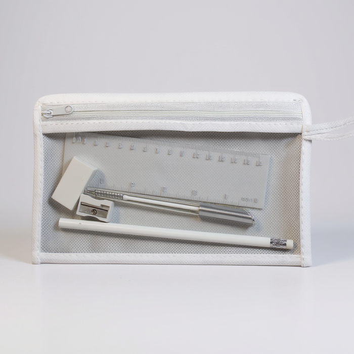 CARTUCHERA CON UTILES (LY9120A)